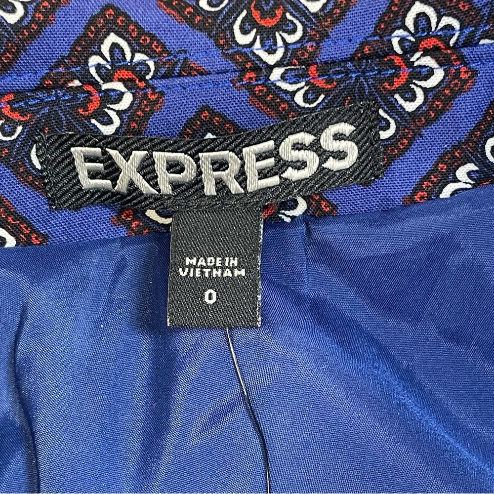 NWT Express Fitted Patterned One-Button Blazer Ja… - image 4